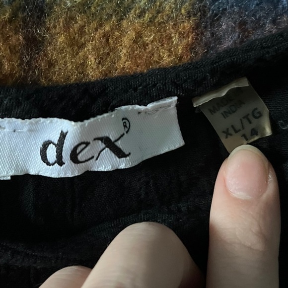 Dex Embroidered Black and White Peasant Top - Picture 5 of 5